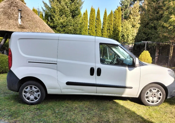 Fiat Doblo cena 35000 przebieg: 331235, rok produkcji 2017 z Trzebnica małe 16